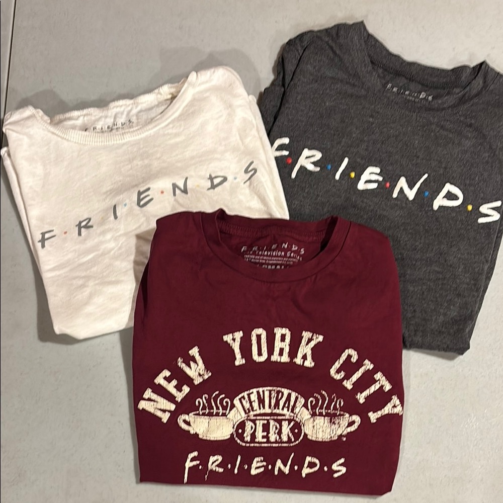 Bundle FRIENDS Graphic T-Shirts - Sizes XS / Small